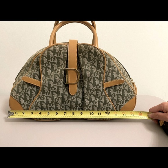 Authentic vintage Christian Dior monogram bag, Rihanna has the same style - Picture 11 of 16